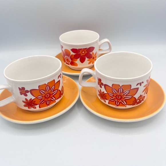 Set of 3 Vintage Retro Staffordshire Potteries Flower Cups and Saucers - England - Picture 9 of 9